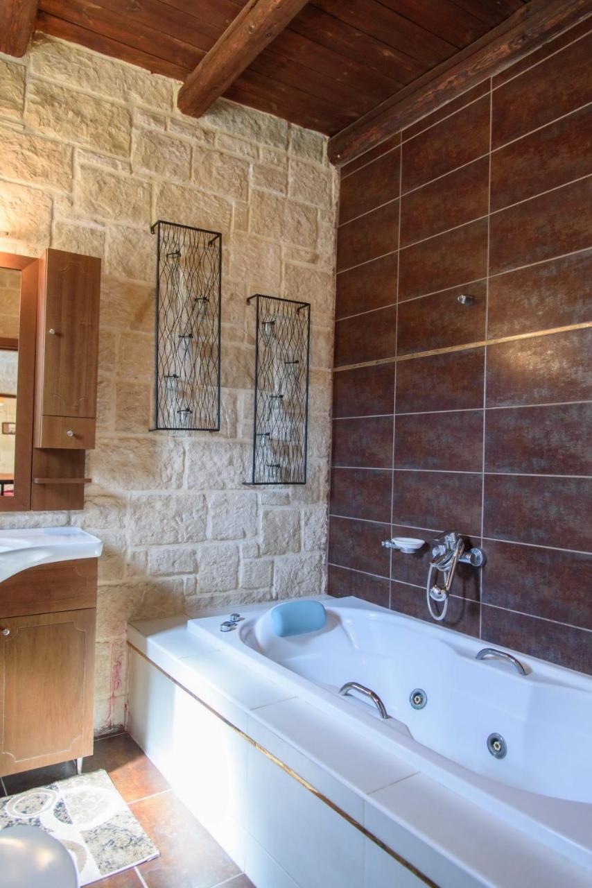 Traditional Stonehouse Vicky Hersonissos (Crete) Exterior foto